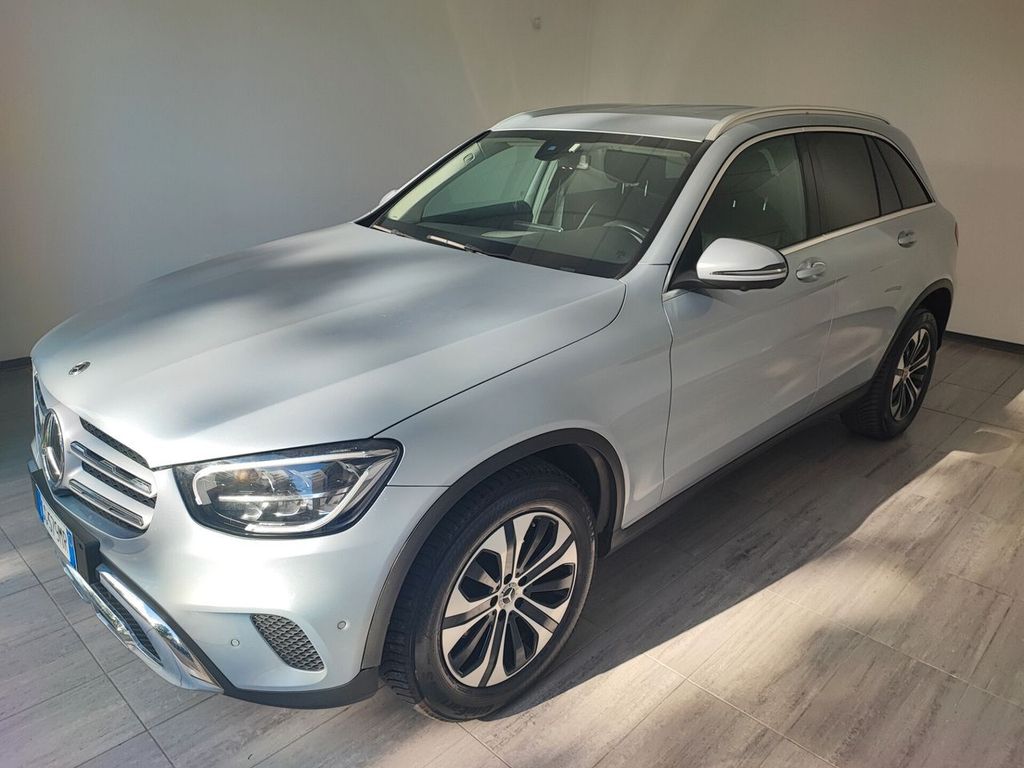 Image of Mercedes-Benz GLC 220