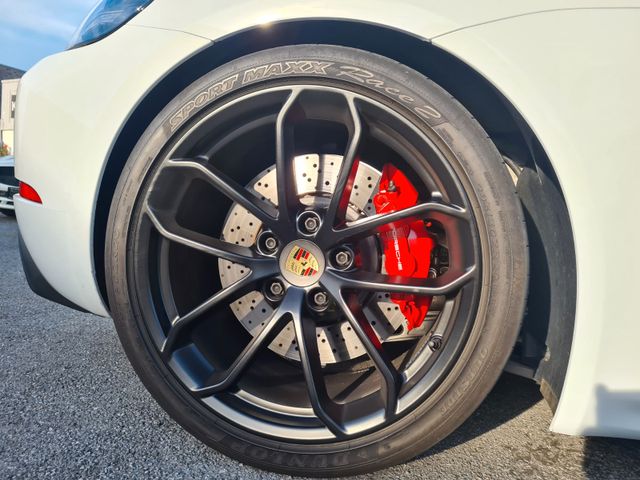 Fahrzeugabbildung Porsche Boxster Spyder/Approved/Schalen/Neuzustand