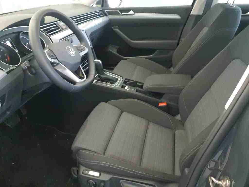 Fahrzeugabbildung Volkswagen Passat Variant TSI Business DSG Matrix Navi ACC