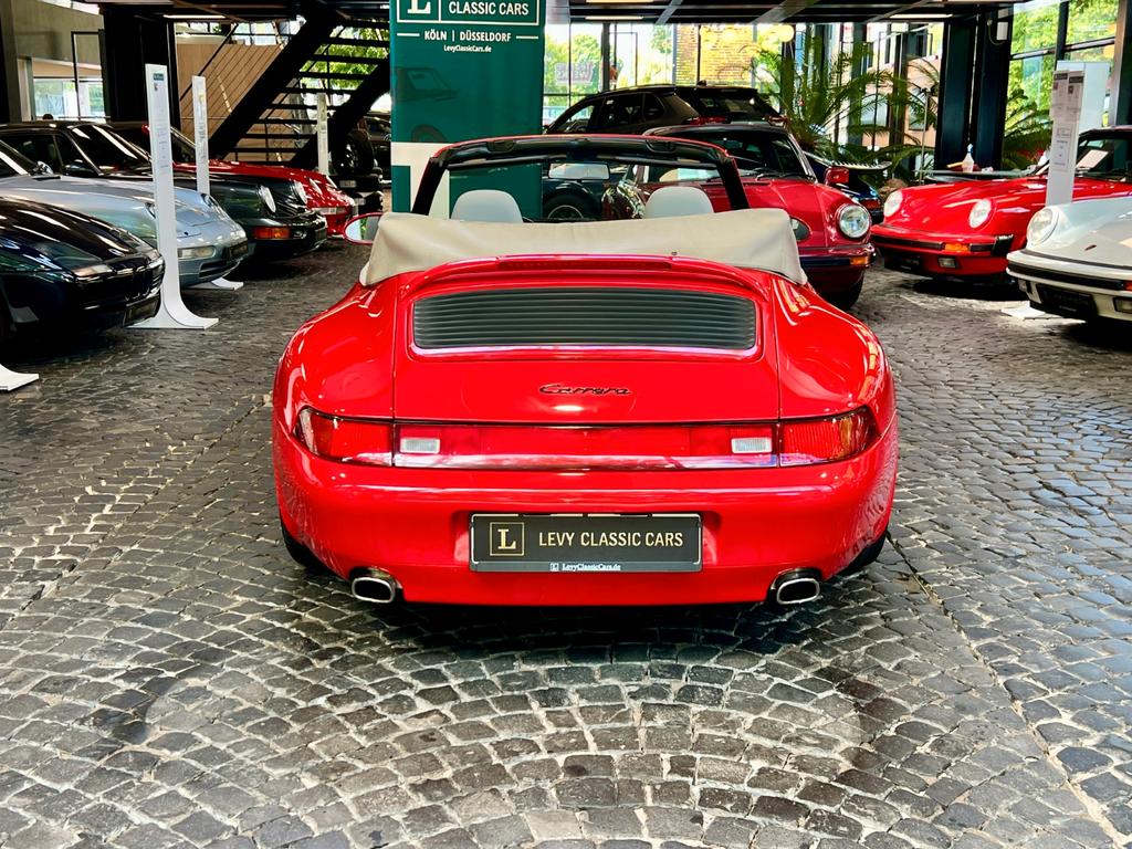 Porsche 993