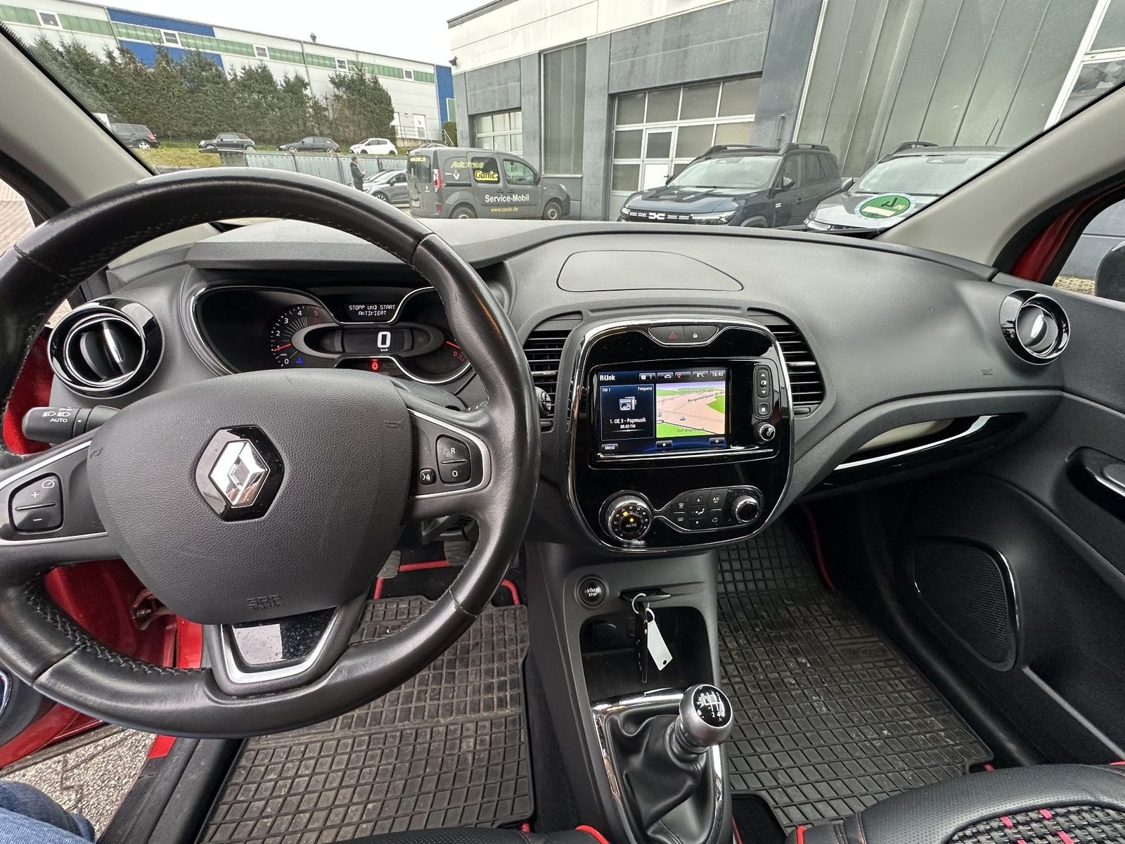 Fahrzeugabbildung Renault Captur Intens DCi 110