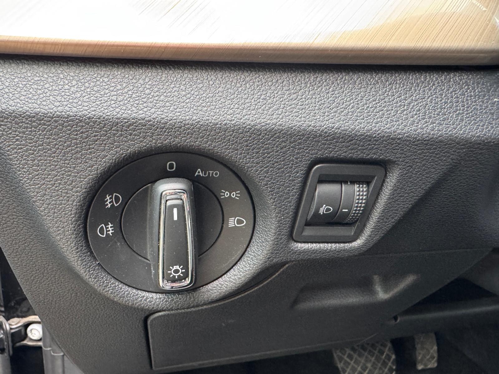 Skoda Scala Style Led-Scheinwerfer Tempomat Scheckheft