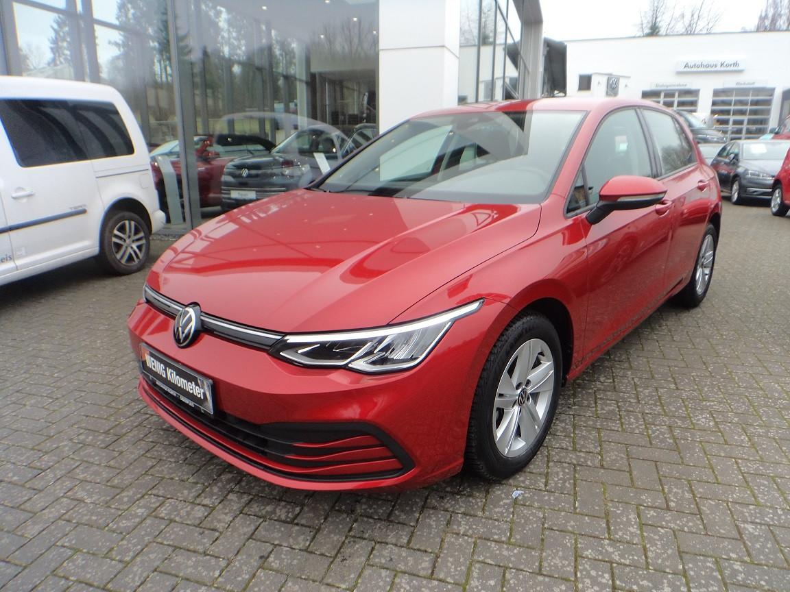 Volkswagen Golf VIII Life 1.5 TSI 6-Gang Anschlußgarantie