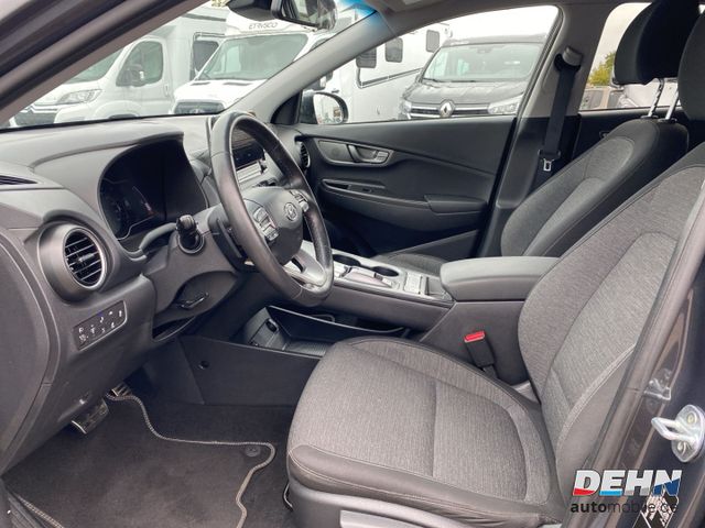 Hyundai KONA EV Style 64kW Style AHK Navi-Assistenz-P.