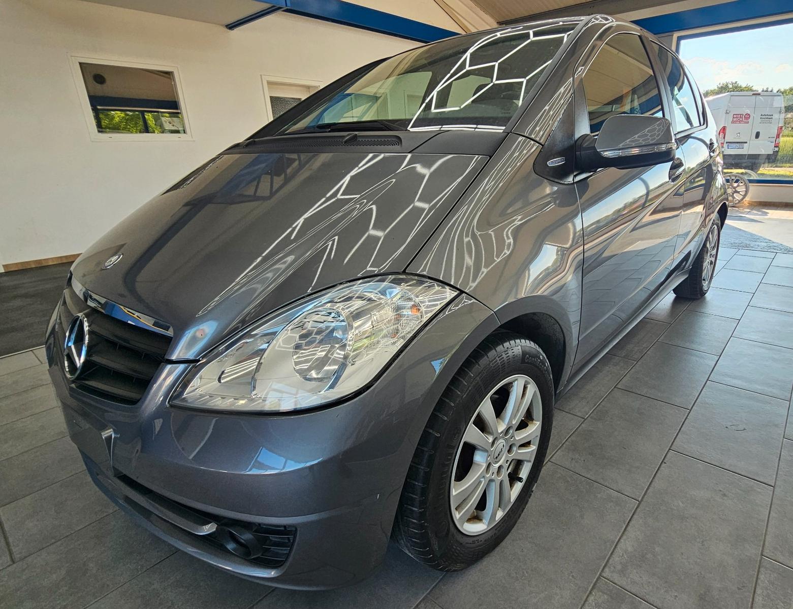 Mercedes-Benz A 180 Blue-Efficiency  SHZ. AHK TÜV/SERVICE NEU