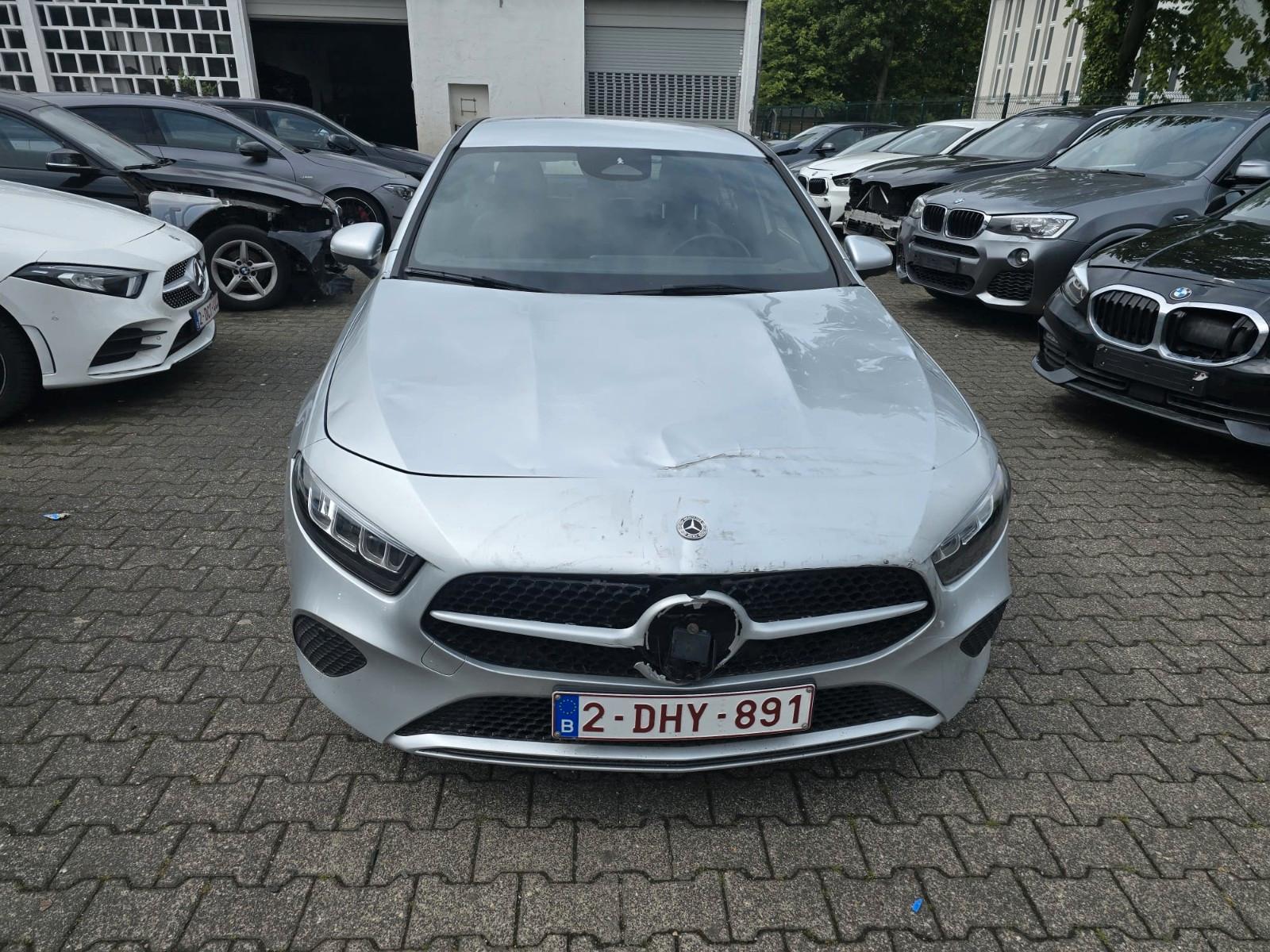 Mercedes-Benz A 180 d Limousine, Kamera, Navi, Facelift Modell