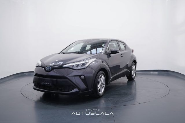 Toyota TOYOTA C-HR 1.8 Hybrid E-CVT Business