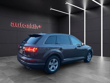 Audi Q7 - 6