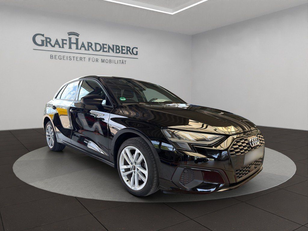 Audi A3 Sportback 40 TFSIe S tronic Connect imagem 3