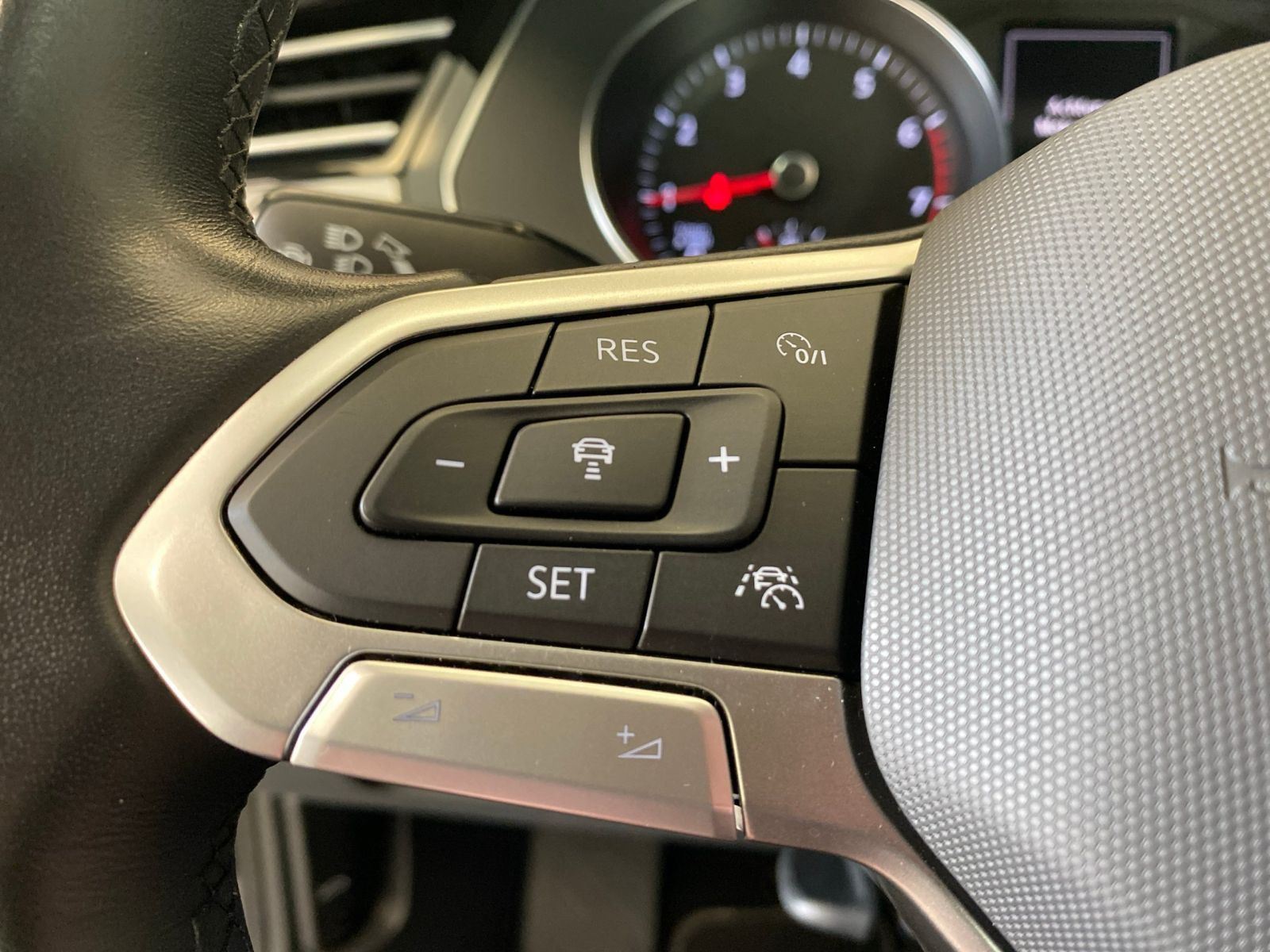 Volkswagen Passat - Bild 10