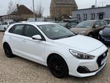 Hyundai i30 Turbo/Navi/Kamera/Tel/CarPlay/Sitzh/Temp/BC - Hyundai i30: Turbo