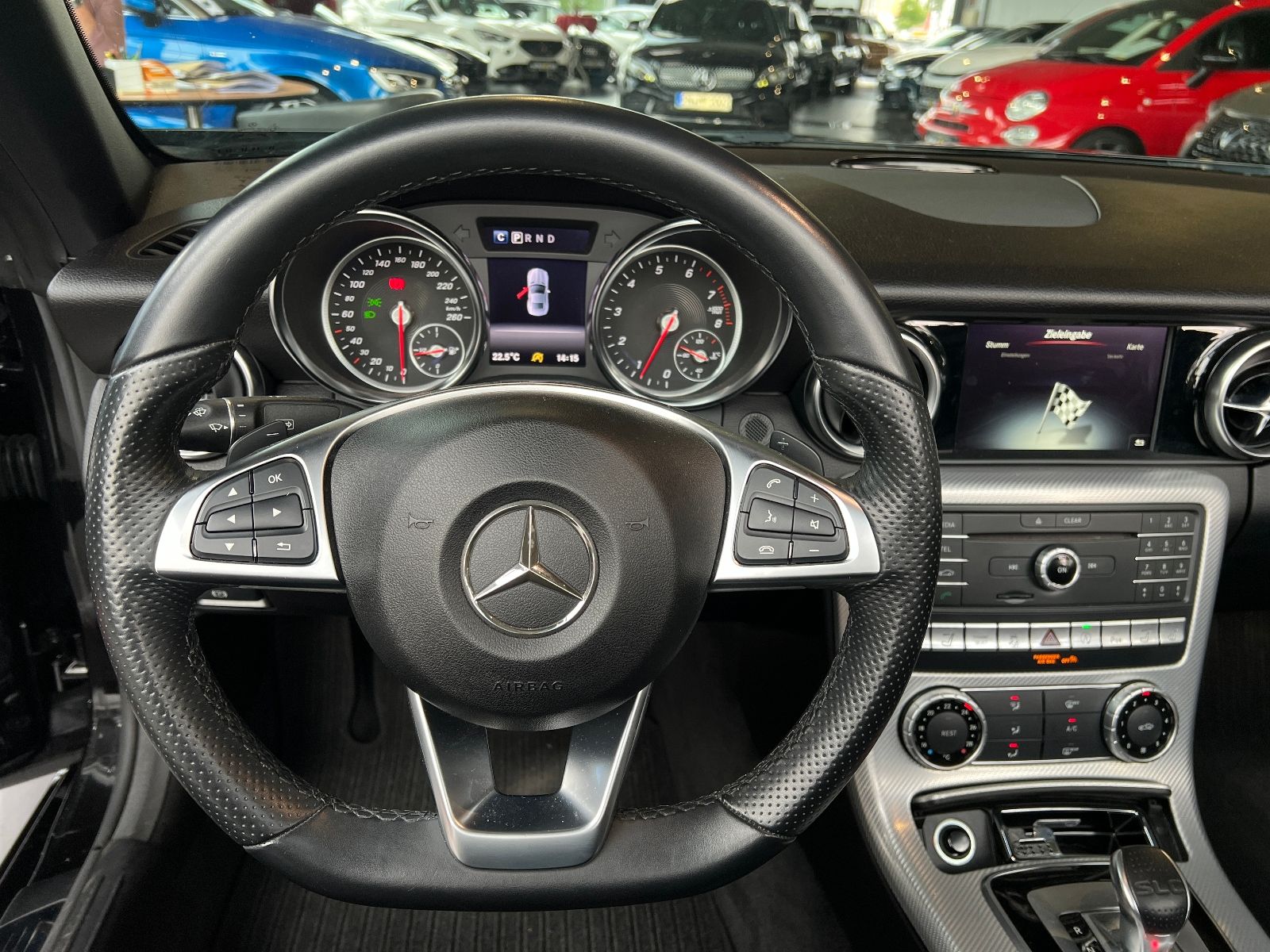 Fahrzeugabbildung Mercedes-Benz SLC 200 LED NAV SHZ PDC ALU