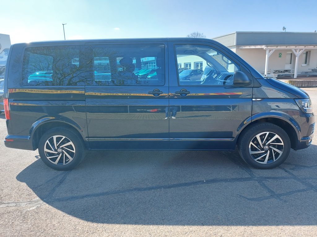 Volkswagen Multivan Kurz Trendline foto 3