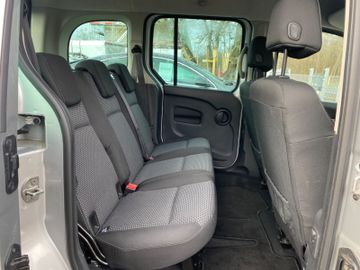 Fahrzeugabbildung Mercedes-Benz Citan 109 CDI Kombi Lang*PDC*Klima*SHZ*