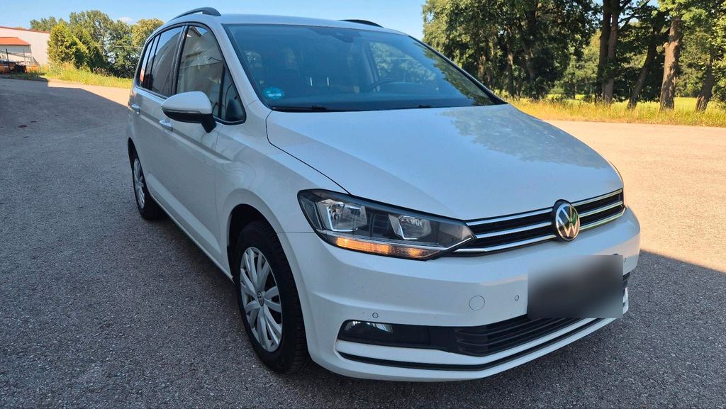 Image of Volkswagen Touran