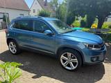 Volkswagen Tiguan 1.4 TSI BlueMotion Tech Sport & Style...