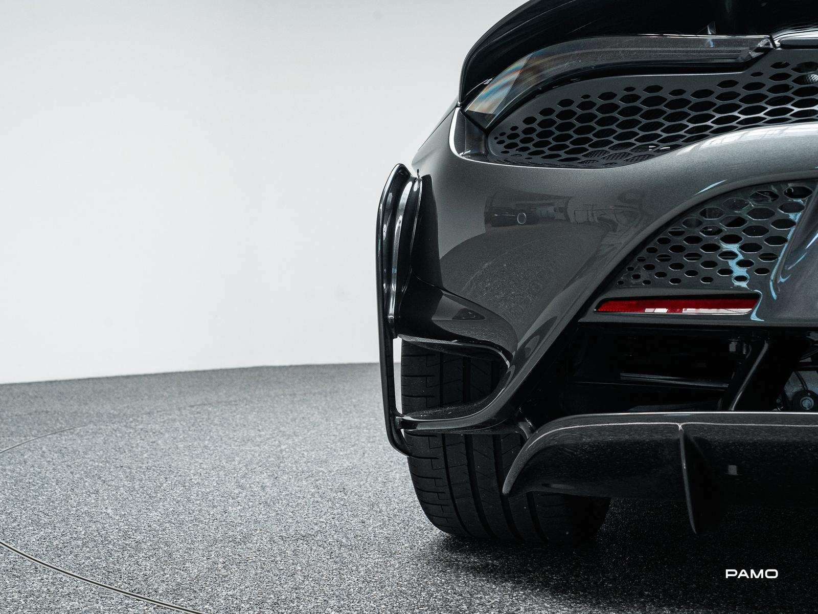 McLaren 765LT Spider | Lift, B&W, Warranty