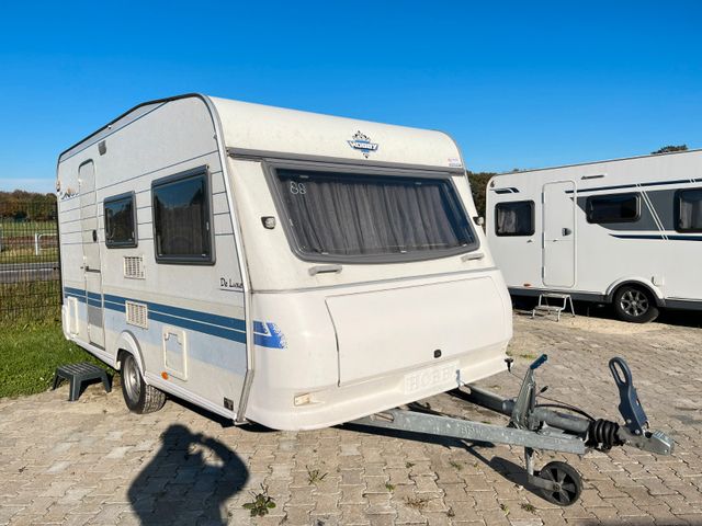 Hobby DE LUXE 440 SF - Querbett/Seitensitzgruppe