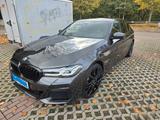 BMW 520i  StandHZ, AHK, Sitzklima,Voll-Leder, Alu Fe
