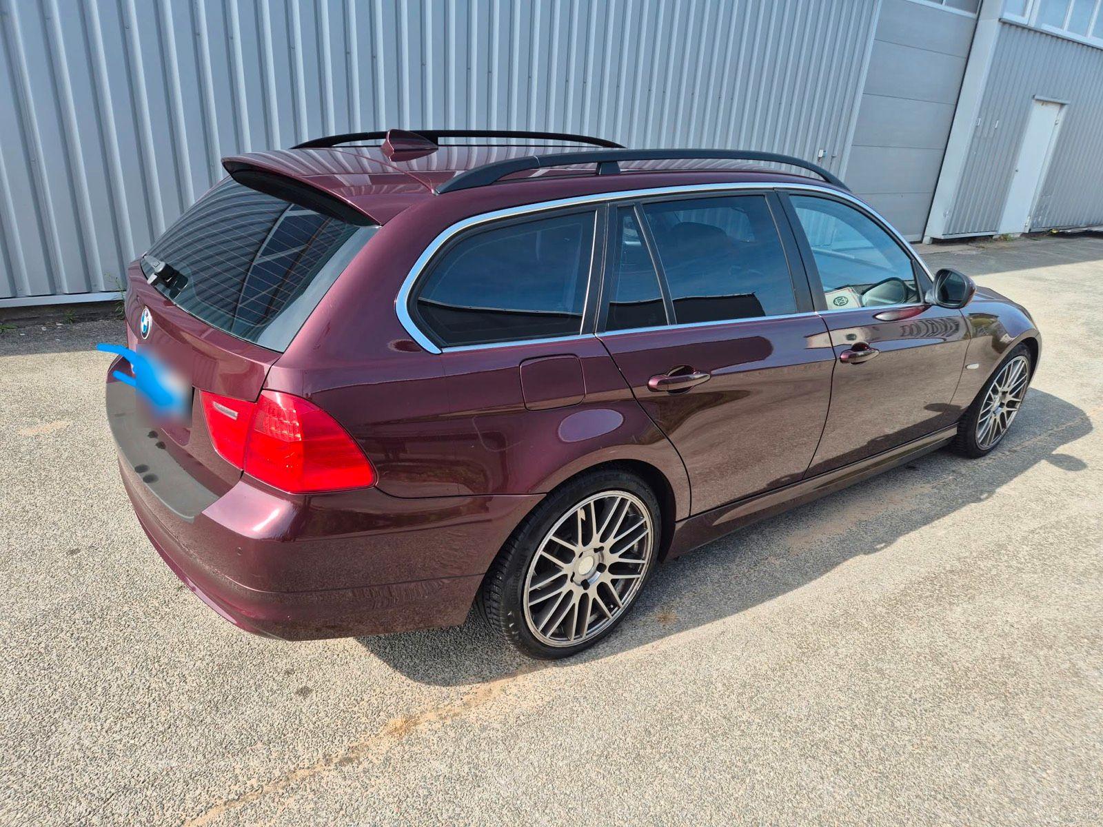 BMW 320 2009 — photo 5