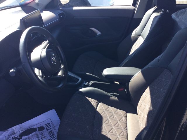 Yaris Cross 1.5 Hybrid AWD-i Adventure