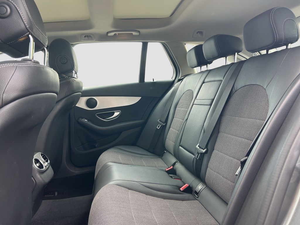 Fahrzeugabbildung Mercedes-Benz C 220 d T-Modell Avantgarde*COMAND*PanoDach*AHK