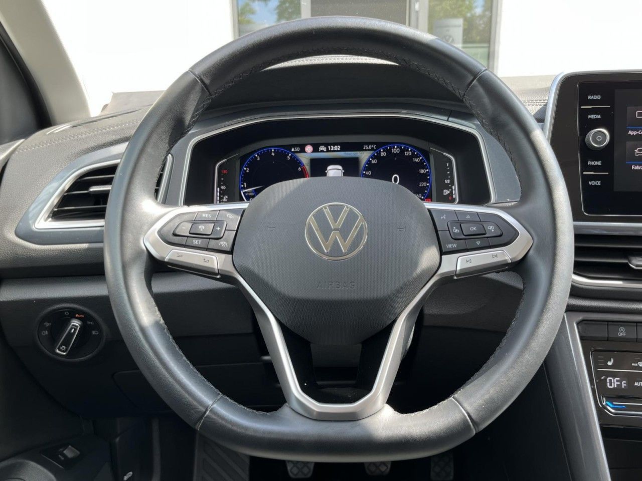 Volkswagen T-Roc - Bild 17