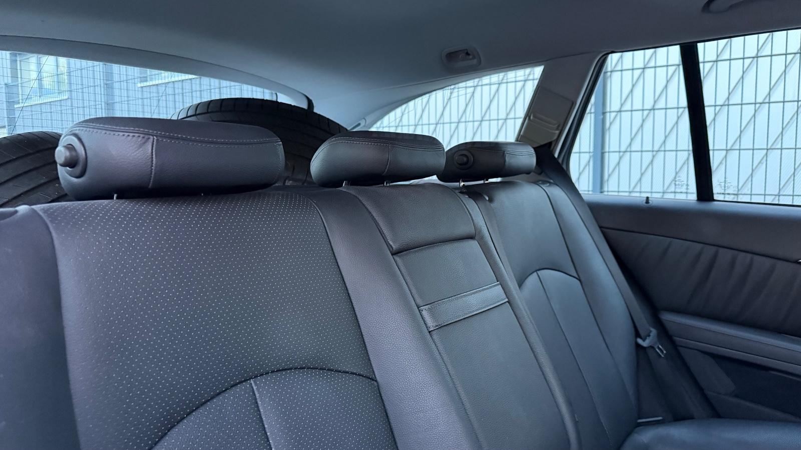 Mercedes-Benz E280 2005 — photo 20