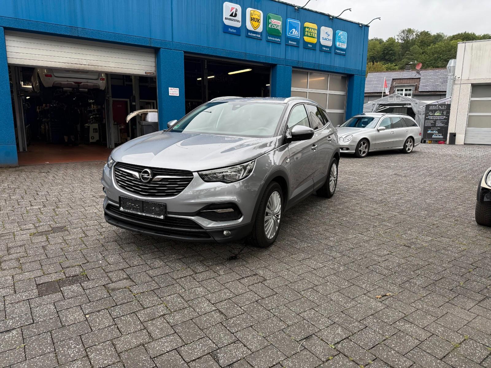 Opel Grandland Edition, Tüv bis 11/2026, Nr. 226