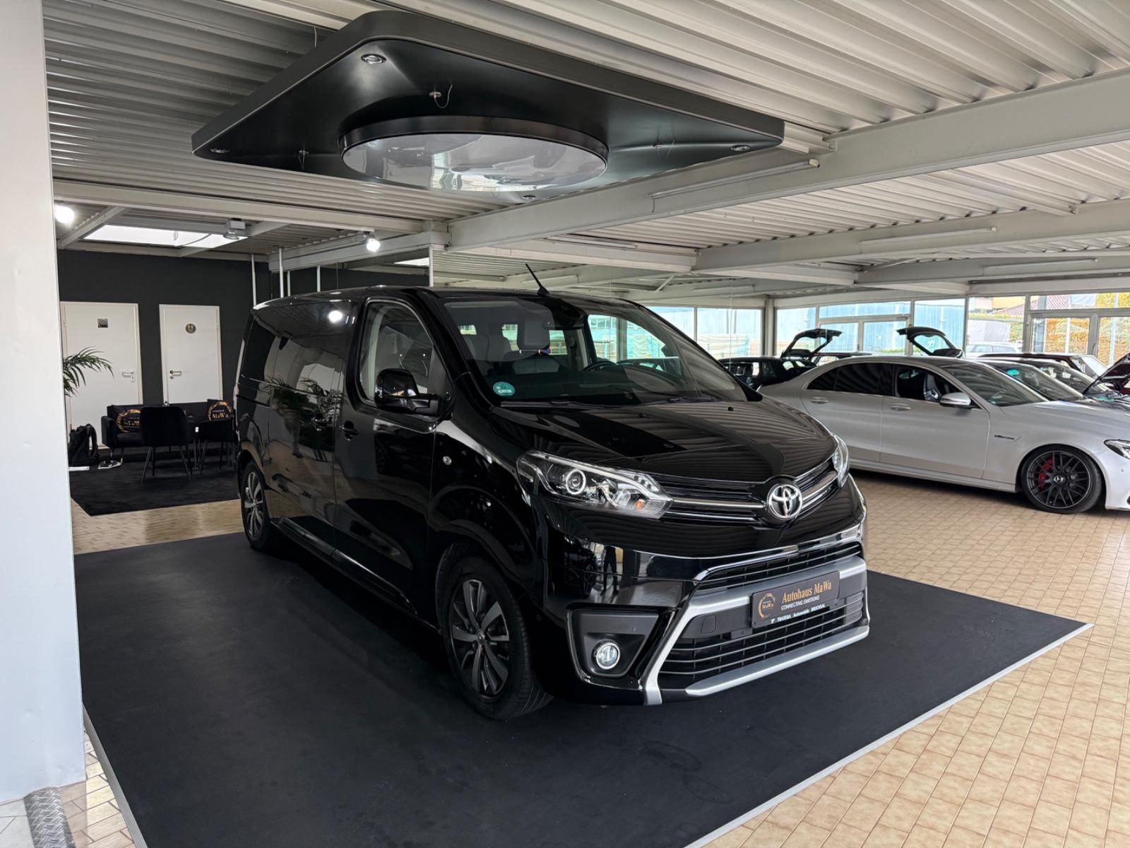 Toyota Proace Verso L1 Team Deutschland 8Sitzer