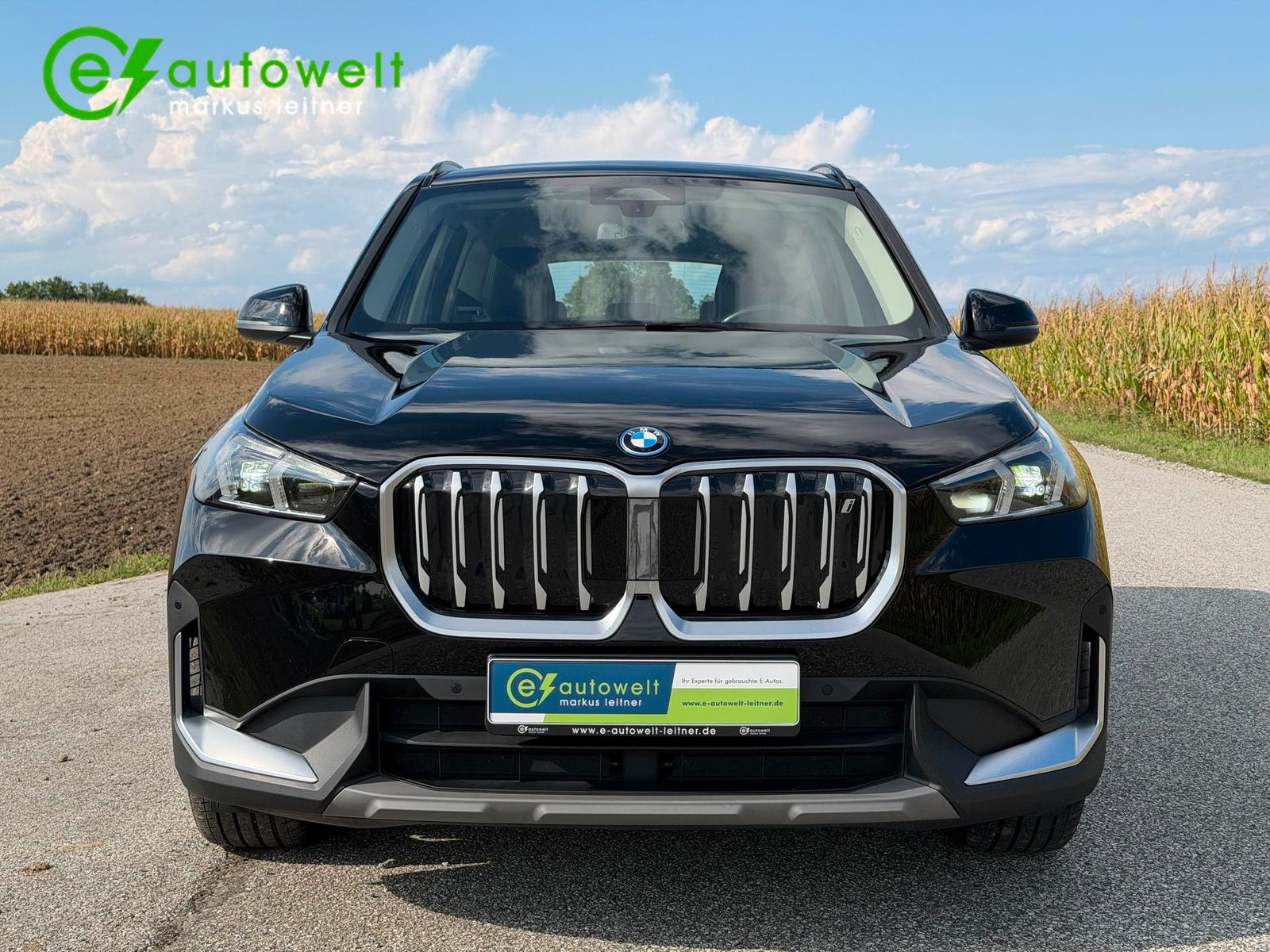 BMW iX1 xDrive30 67kWh AHK adapt. LED Komfortzugang, миниатюра 9