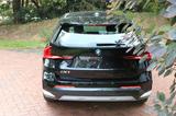BMW iX1 eDrive20 - x-line - BMW iX1 von privat