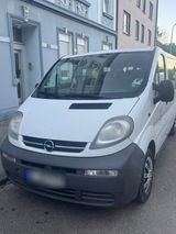 Opel Vivaro 1.9 TÜV 11/26 - Opel Vivaro aus 2005