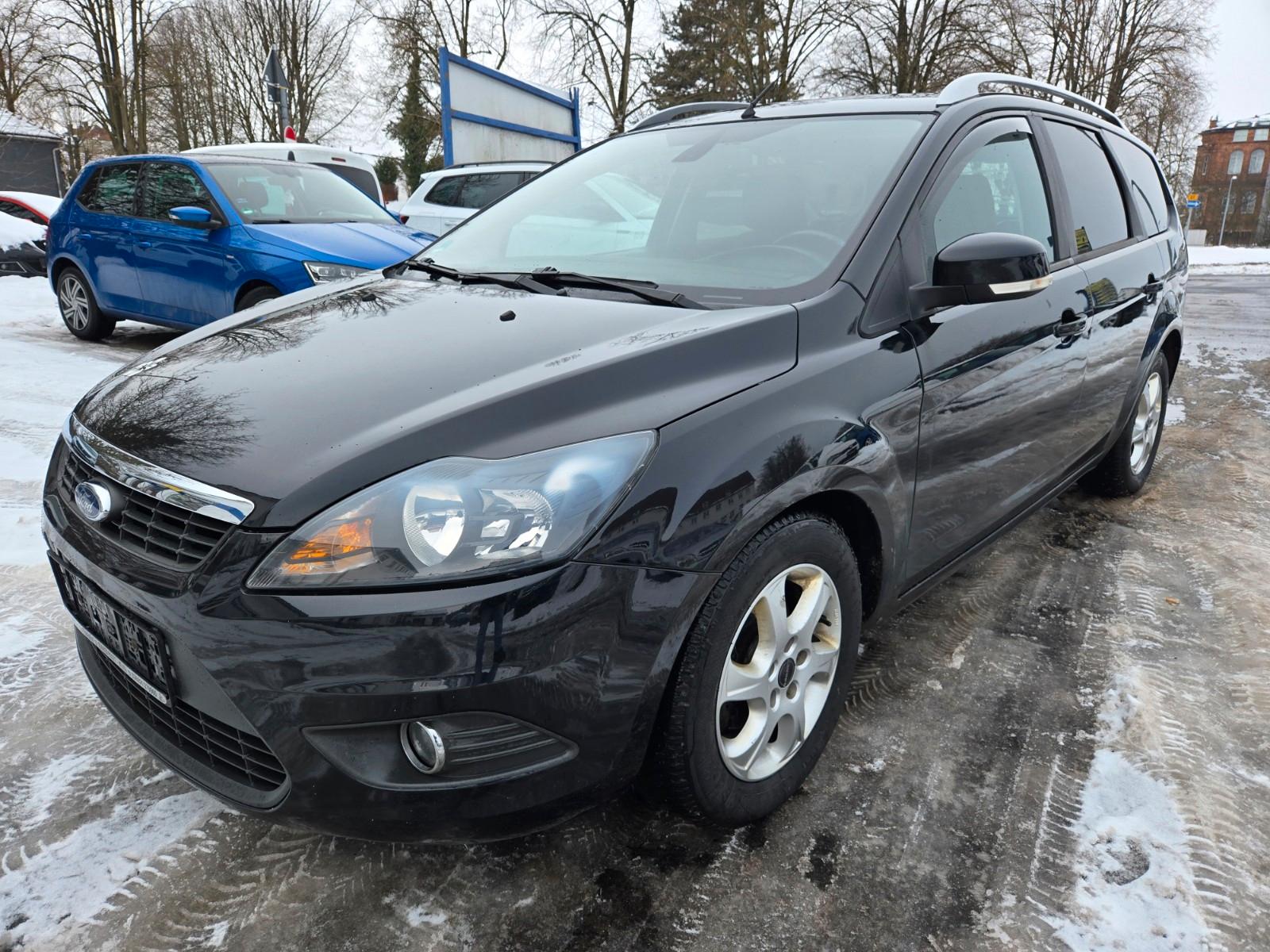 Ford Focus 1,8 Ghia Turnier