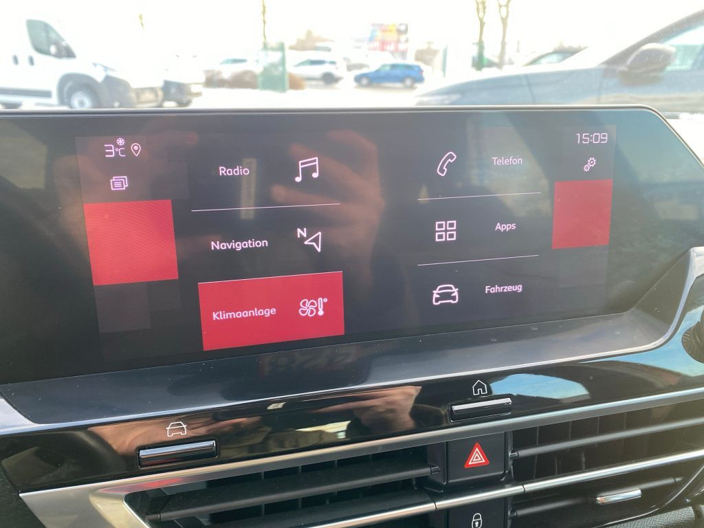 Fahrzeugabbildung Citroën C4 PureTech 130 S&S FEEL PACK *Kälte-Paket*