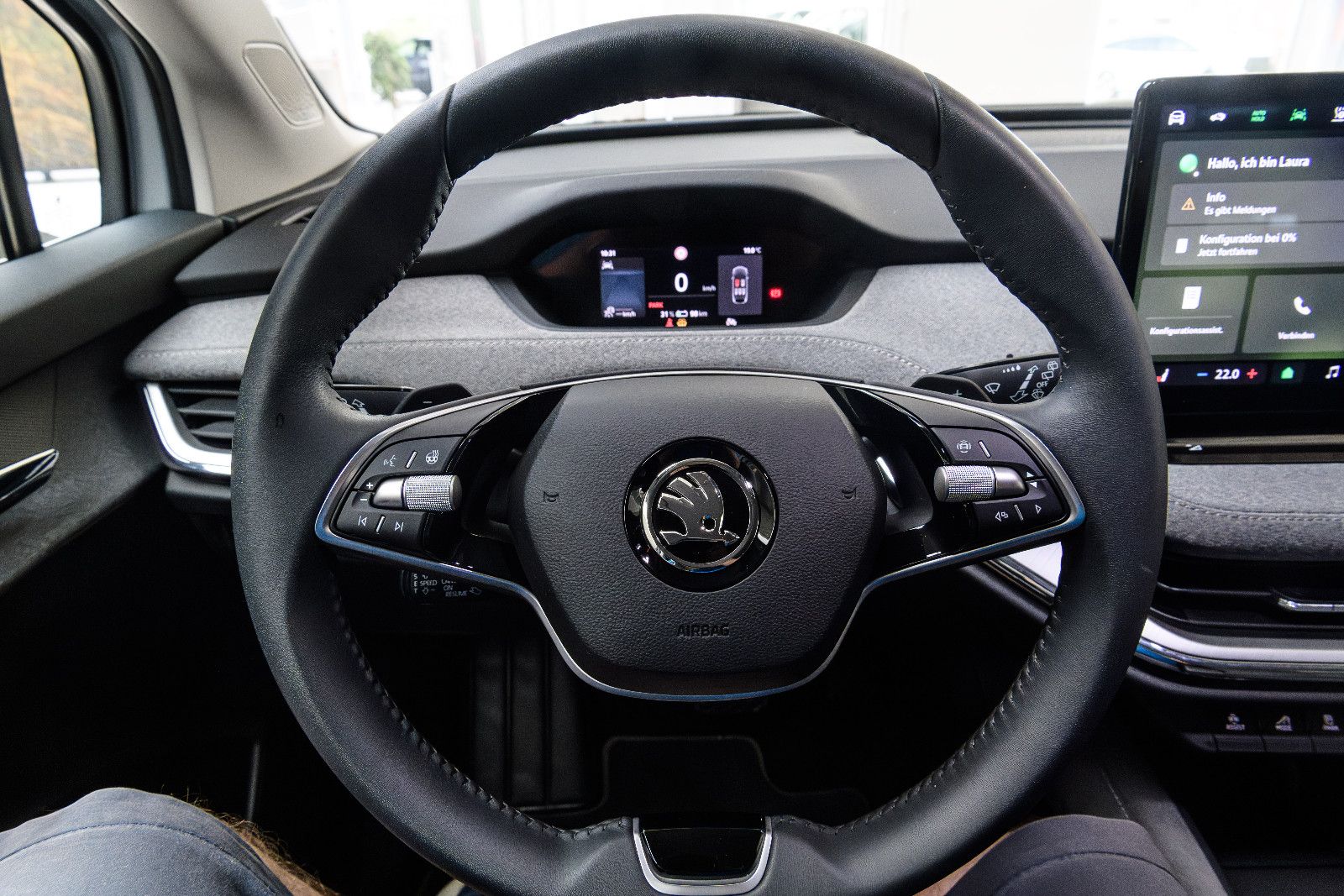 Fahrzeugabbildung SKODA Enyaq 85 x Loft AHK/4x4/RFK/LED