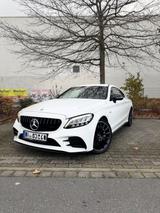 Mercedes-Benz C 43 AMG Mercedes-AMG !(FINANZIERUNG MÖGLICH)! - Mercedes-Benz C 43 AMG Gebrauchtwagen in Frankfurt