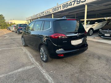 Opel Zafira Tourer - 8