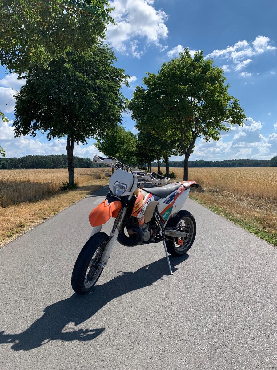 KTM EXC 2012 — двигун 250 cm³, 49 HP (36kW)