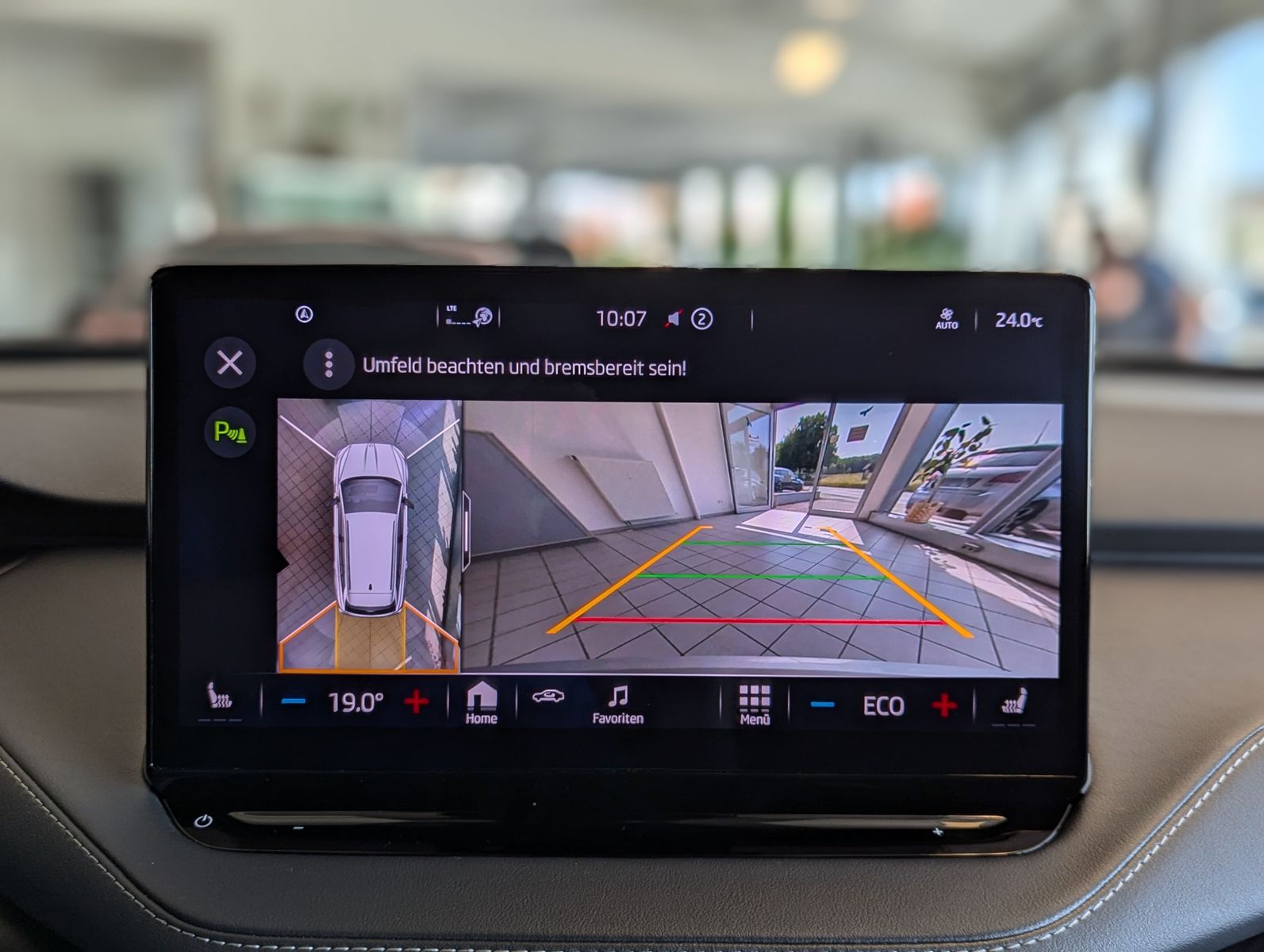SKODA Enyaq 80 Sportline ACC Pano DCC Memory 360° HOD - Image 28