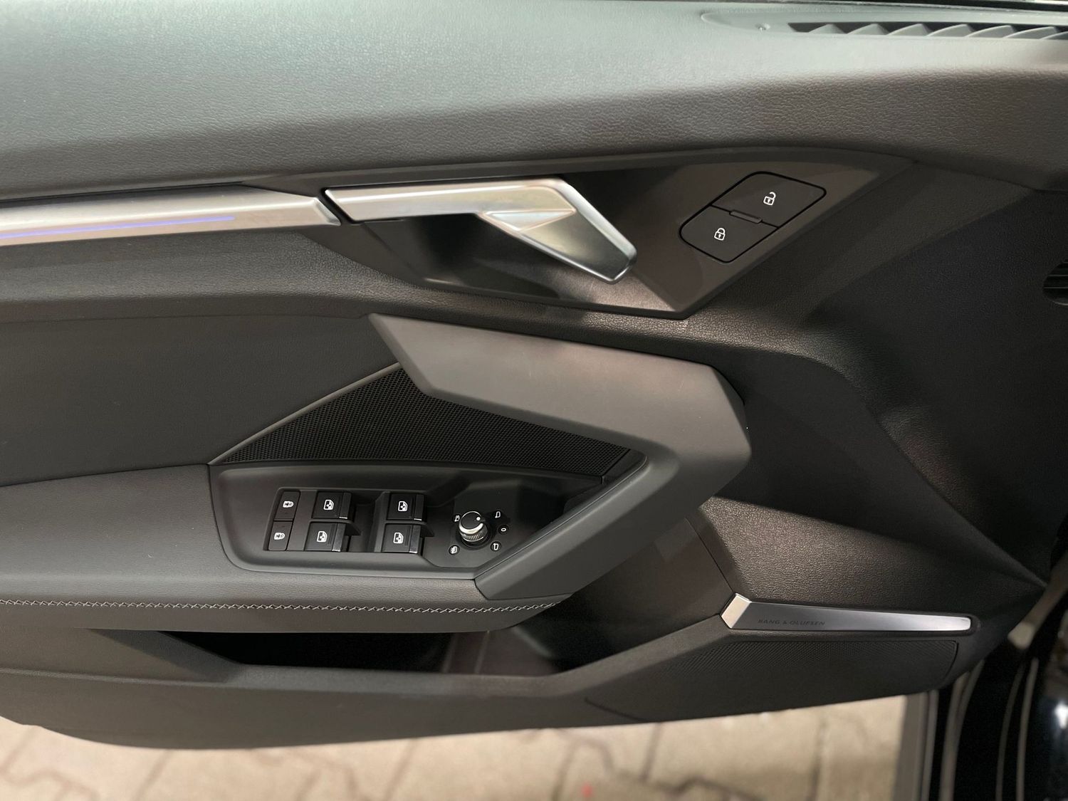 Fahrzeugabbildung Audi A3 35 TFSI S line#Matrix#B&O#ACC#Ambiente#Digi