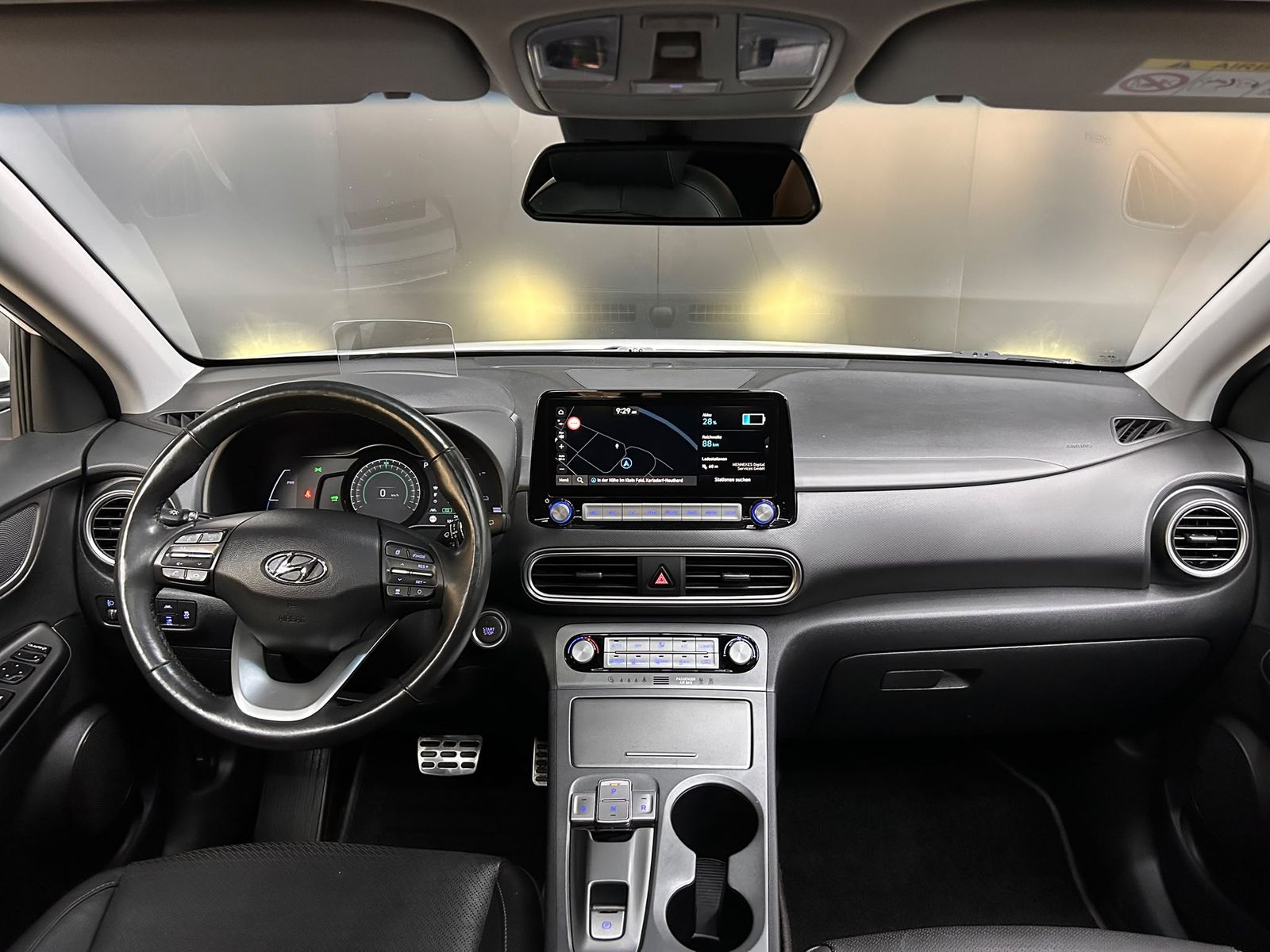 Fahrzeugabbildung Hyundai Kona Elektro Prime PANO+LED+HEAD+KREL+KAM+ACC+WP