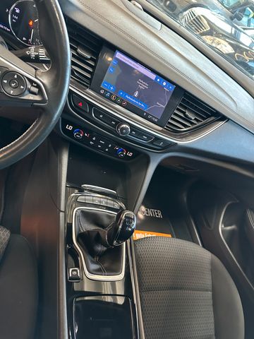 MYAUTOCENTER – Gebraucht- und Jahreswagen mit Werkstattservice in Pfaffenhofen Opel Insignia B Sports Tourer Elegance *TÜV*LED*Navi*