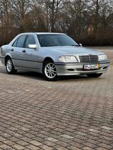 Mercedes-Benz C220 CDI Traumzustand 1.Hand KEIN ROST! Neu TÜV - gebrauchte Mercedes-Benz C 220 aus dem Jahr 1998