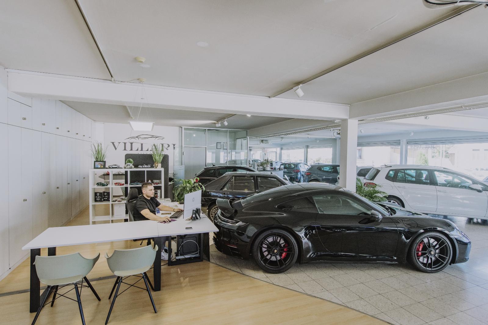showroom-image-main