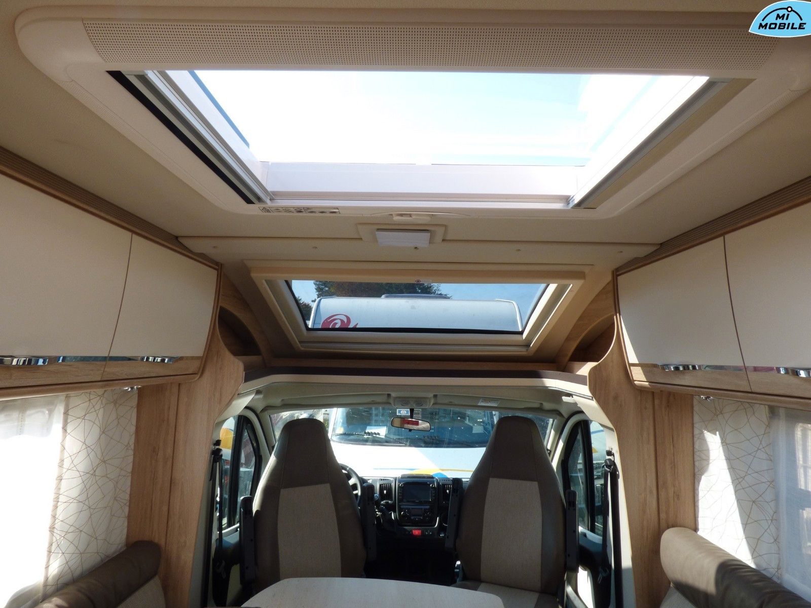 Fahrzeugabbildung Eura Mobil Profila T 675 SB *Black November Preis*