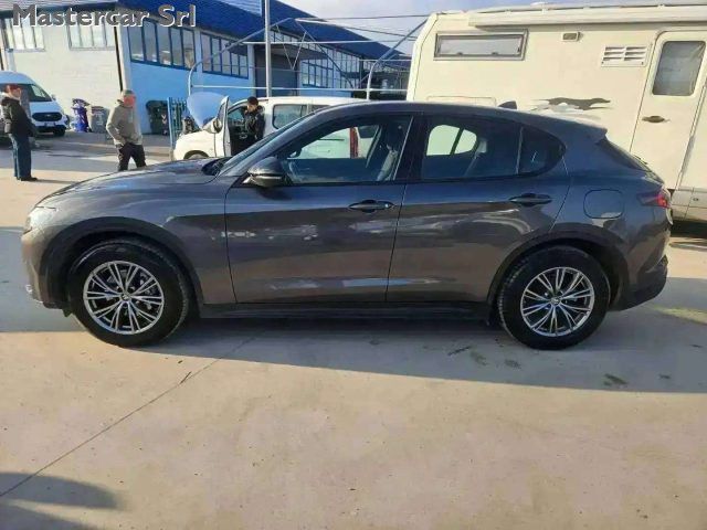 Alfa Romeo ALFA ROMEO Stelvio my23 2.2 td Super Q4 210cv au imagem 3