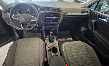 Volkswagen Tiguan - 11