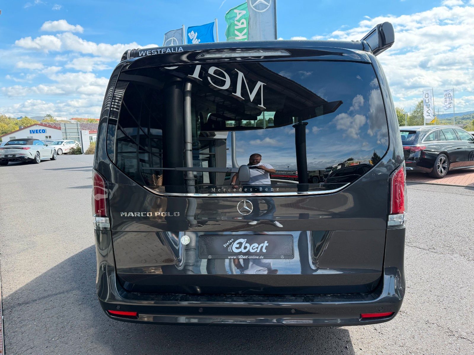 Fahrzeugabbildung Mercedes-Benz V 220 d Marco Polo AIRMATIC DISTRONIC AHK2,5to