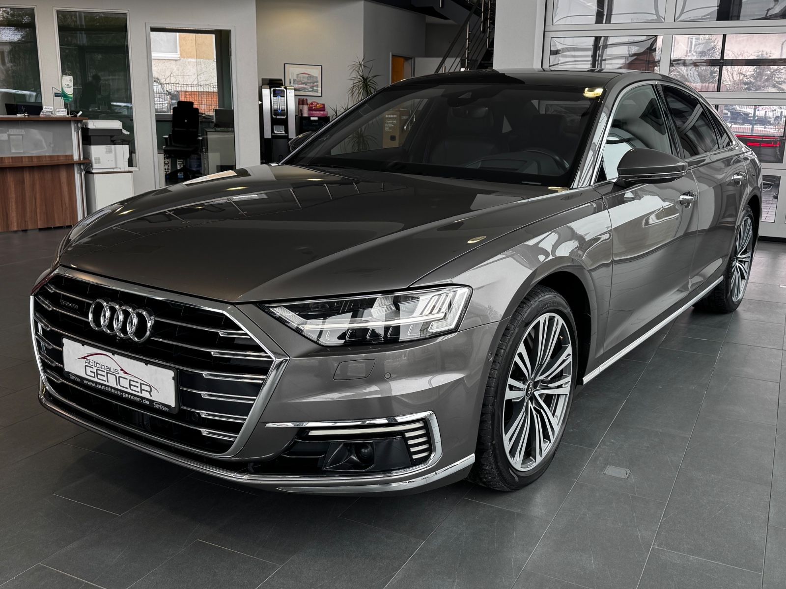 AUDI A8 60 TFSI e quattro "Matrix/Head-Up/Air/B&amp;O"